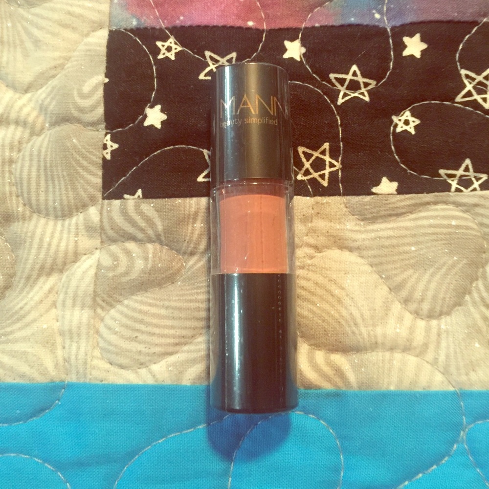Manna Kadar Lip Whip